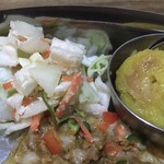 南インド料理 レジナ - やさしい甘さのアップルケサリバス(右)が美味しい♪