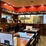 MEAT YOU - 温かみがあって 居心地の良い店内