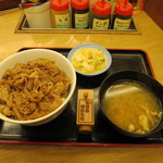 松屋 - プレミアム牛めし並盛とお新香