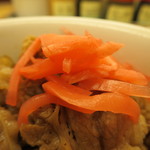松屋 - 紅ショウガオンザ牛丼