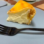 焼きたてチーズタルト専門店PABLO - 