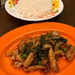 Asian kitchen cafe 百福 - ★8鶏せせりのガパオ炒め　