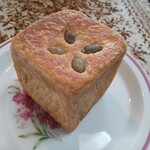 パン屋 こむぎ - キューブクロワッサン