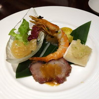 萬珍樓 本店 - ランチ麒麟コース5500円の前菜
                