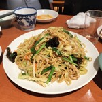 刀削麺 西安飯荘 - 上海焼きそば