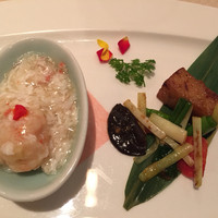 崎陽軒本店 嘉宮 - すり身包み春タケノコの蟹肉あんかけ(春節祭コース)
                    
                    春野菜と三陸産帆立貝、青森産一夜干し真イカのソテー サクサクタラの芽添え(春節祭コース)