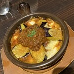 カレー カレーパン 天馬 - ナスとモッツァレラチーズの焼きカレー