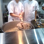 なぎちゃんラーメン - お肉ができたー♪