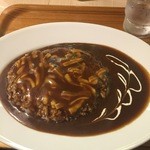 カレーハウス すぷ～ん - プレーン大盛＋チーズ＋ルー大盛(440+60+140+50=690円)
