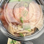 魚丼 - 料理写真: