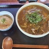 しょうね家 - 昔ながらのカレーうどん1,100ととろろごはん310円
