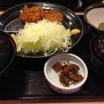 華屋与兵衛 - ヒレカツ定食880円