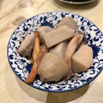 居酒屋 ハッピー - 里芋イカ煮 うまし