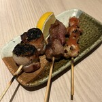 炭と海鮮と串焼きと肴 とっとっと - 