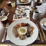 ALBERT'S British Dining - 