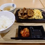 牛角焼肉食堂 - 料理写真:牛カルビ焼き定食
