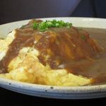 創作レストラン ジョゼキッチン - 豆腐の入ったふわふわ卵のオムカレー