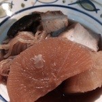 田楽山 - 煮物 大根、しらたき、椎茸、厚揚げ600円♪