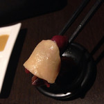 個室居酒屋 さつま武蔵 - 2015/1/☆  馬刺しのダブル食べ！赤みと背中の脂とセット食べ。甘い！