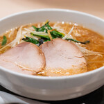 デニーズ - 料理写真:2026.2 味噌らぁ麺~五重の味噌(1.419円)