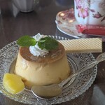 cafeフェーリエン - 懐かしさのあるプリン