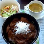 レストラン彩 - 料理写真:ローストビーフ丼　1,200円　2023/11