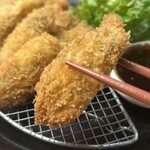 和ダイニングみつ橋 - 大きな牡蠣フライ