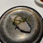 琉球回転寿司 海來 - 県産イラブチャー