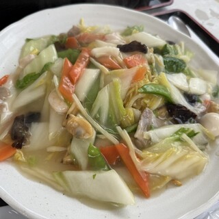 レストラン すばる (グリーンパークしんとつかわ)_1