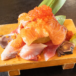 居酒屋いっき 有明別邸 - 料理写真:海鮮大漁こぼれ盛り