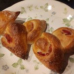 AOSAN - 料理写真:ベーコンエピ