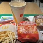 マクドナルド - ドリンク写真:この日の晩メシ
