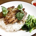 “Khao Ka Moo”, rice with simmering pork shank