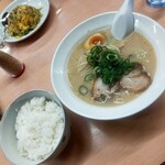 博多麺王 - 料理写真: