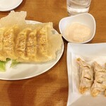 とんきっき - とんきっき餃子と揚げ餃子