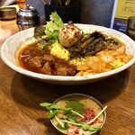 SPICY CURRY 魯珈 - 