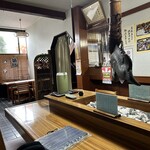 浜の家 - 番頭台みたいな会計所がある