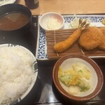 とんかつ かつ源 - 料理写真:全景