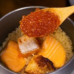 なにわ 而楽 - くっとーと（@kuttoto.gourmet）／撮影