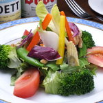 색채 야채 맛있는 샐러드