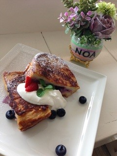Hale Noa Cafe - Blueberry French Toast/ブルーベリーフレンチトースト