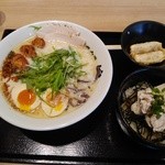 らーめん錦 - 再訪　今度はセット