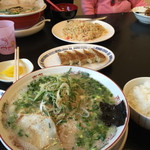 炎龍 - チャーシュー麺、チャーハン、ハーフカレー、ねぎラーメンのラーメンセット