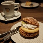 ドトール珈琲農園 - 珈琲店のこだわりシュークリーム