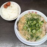 来来亭 - 料理写真:小盛こってりラーメン 620円 , 太麺変更 20円 , ライス(小) 180円