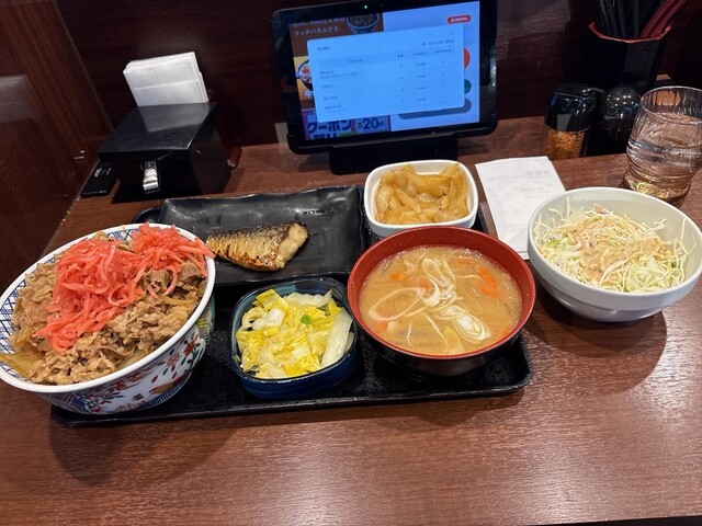 Yoshinoya Sakurabashi Ten - Kitashinchi/Gyu-don (Beef bowl) | Tabelog