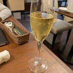 CHEF’S SPECIAL TOKYO - ウェルカムドリンクの「スパークリング」