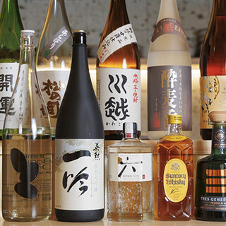 お酒にこだわるからこそ、プロがいる酒屋より様々な銘酒を仕入れ
