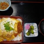 お食事処源氏 - 