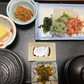 お食事処源氏_2